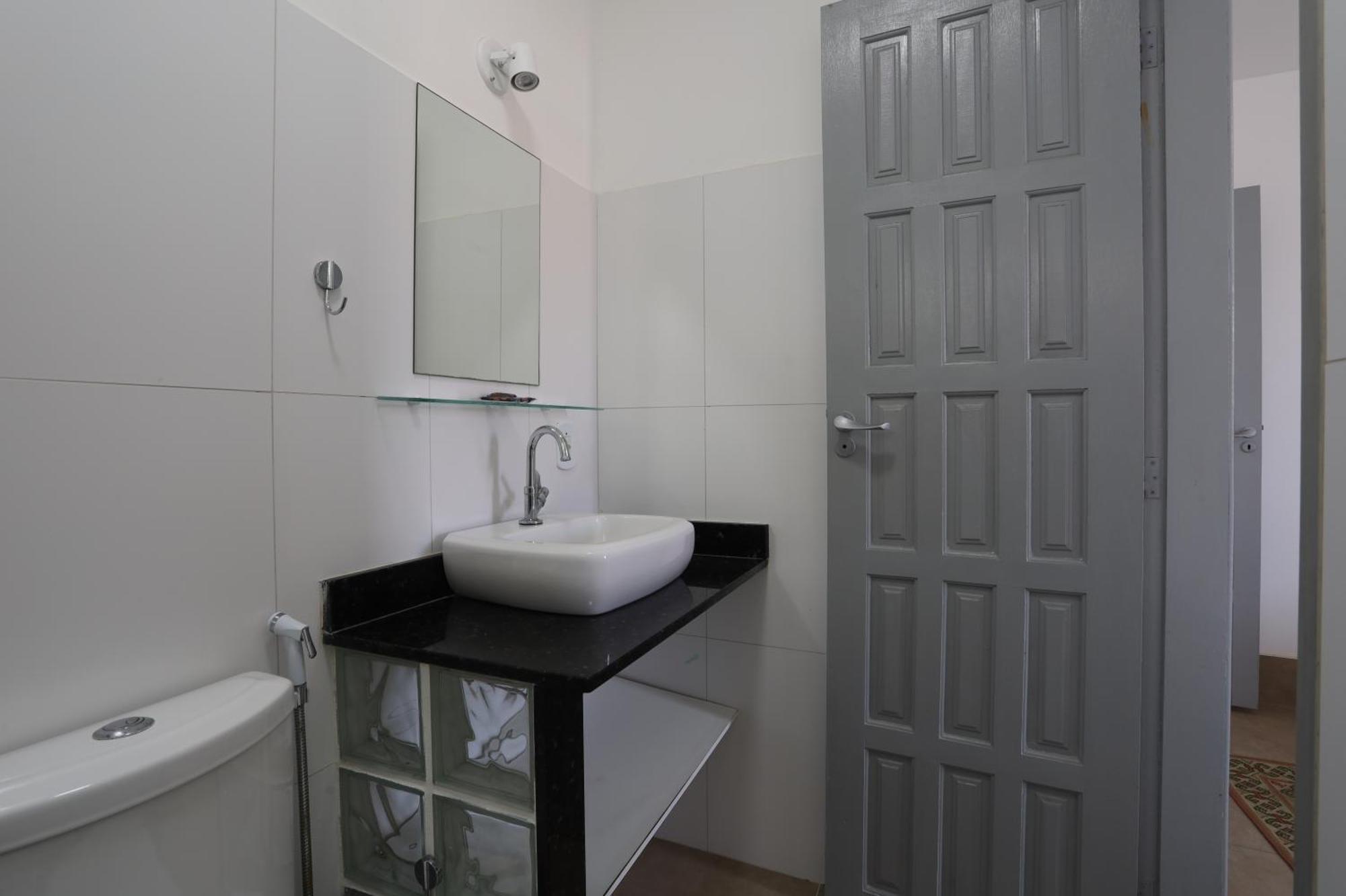 Suites Praia Dos Anjos - Арраял-ду-Кабу Экстерьер фото